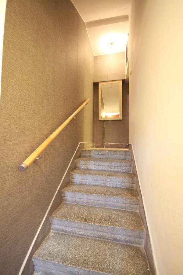 Zwirki Apartment เชสโตฮอวา ภายนอก รูปภาพ