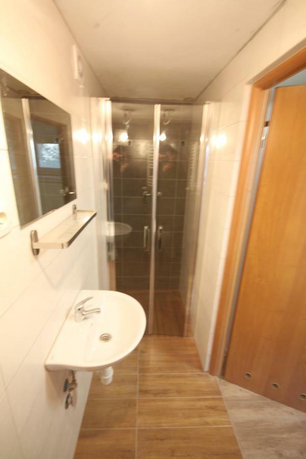 Zwirki Apartment เชสโตฮอวา ภายนอก รูปภาพ